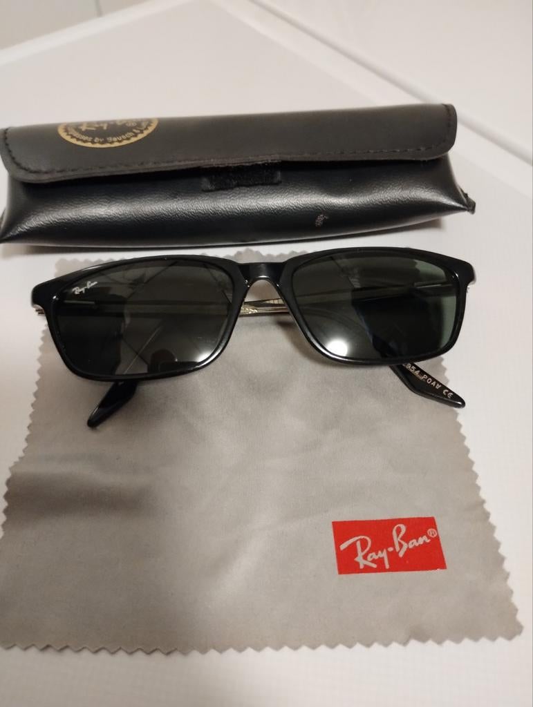 Vintage B&L Ray Ban black rimmed slimline wayfarer, Ophalen of Verzenden, Zwart, Ray-Ban