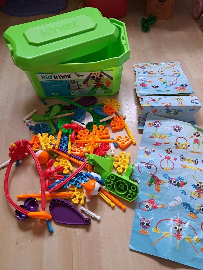 Kid K'nex Bouwset met Opbergdoos en Voorbeelden, Ophalen