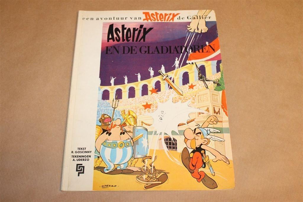 Asterix 05 - Asterix en de Gladiatoren - 1e dr. G. Pers 1968, Boeken, Eén stripboek, Ophalen of Verzenden, Gelezen