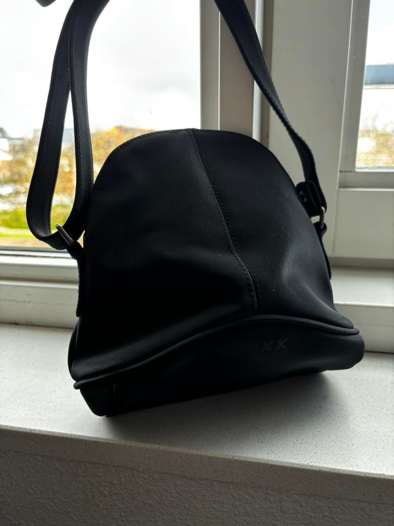 Mexx, Ophalen of Verzenden, Zo goed als nieuw, Zwart, Schoudertasje