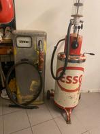 Vintage Esso tweetakt pomp- Decoratief object, Antiek en Kunst, Ophalen
