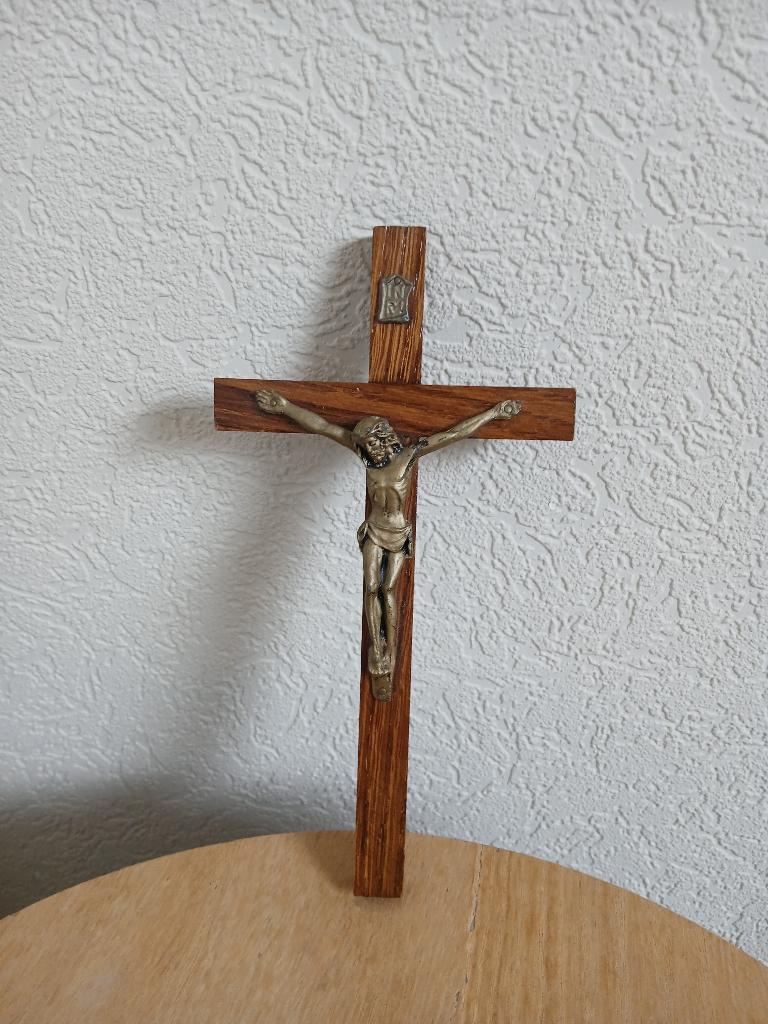 kruisbeeldje, Verzamelen, Ophalen, Zo goed als nieuw, Overige typen, Christendom | Katholiek