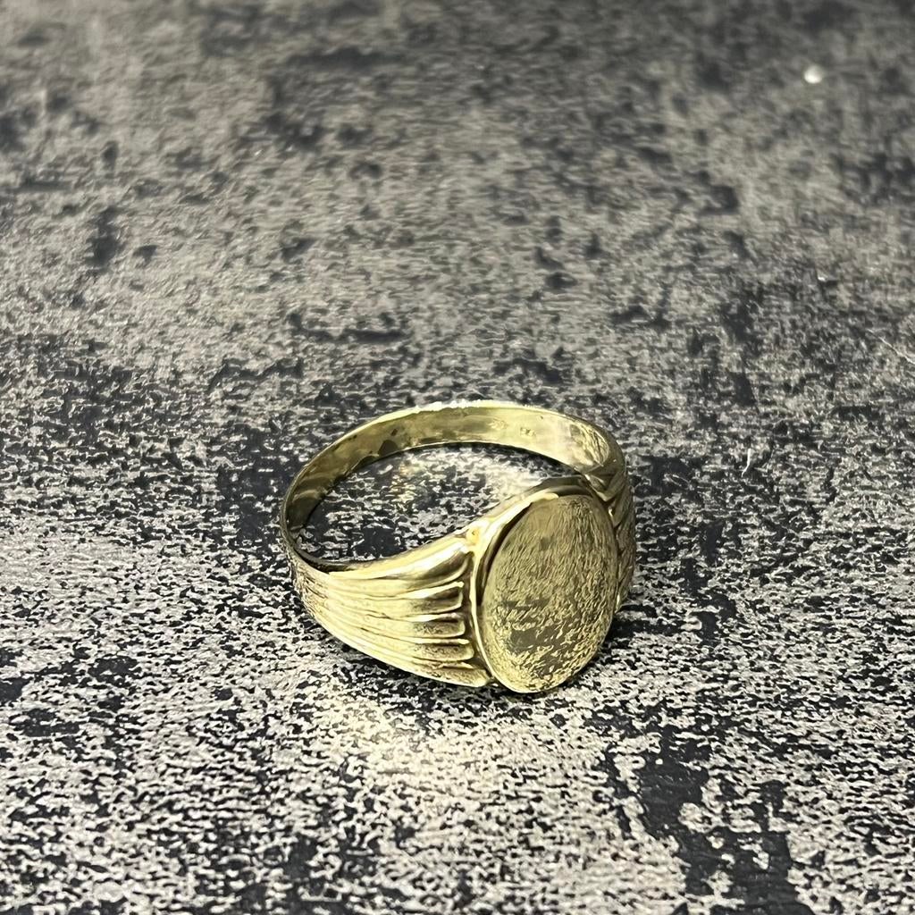 14 karaat gouden ring zegelring, Ophalen of Verzenden, Zo goed als nieuw, Goud, Dame