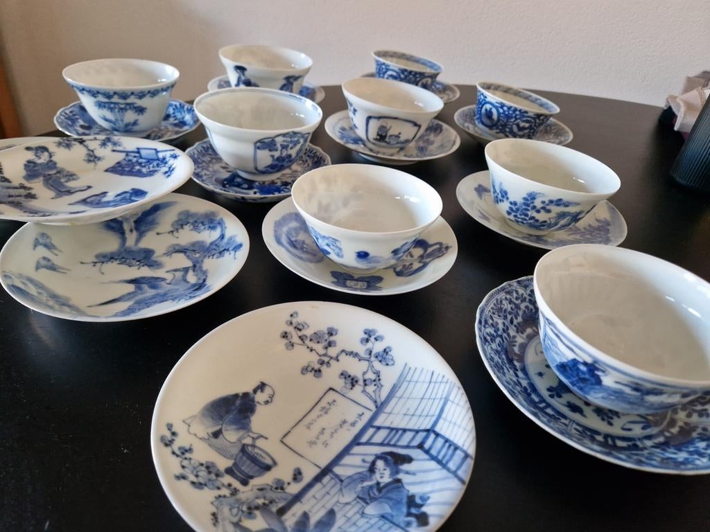 Antiek Japans en Chinees blauw-wit porselein, Antiek en Kunst, Antiek | Servies compleet, Ophalen of Verzenden