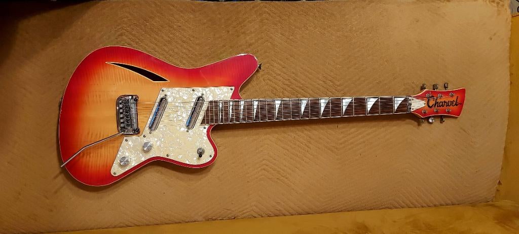 Charvel surfcaster starglow 1993, Muziek en Instrumenten, Ophalen of Verzenden, Gebruikt, Semi-solid body, Overige merken