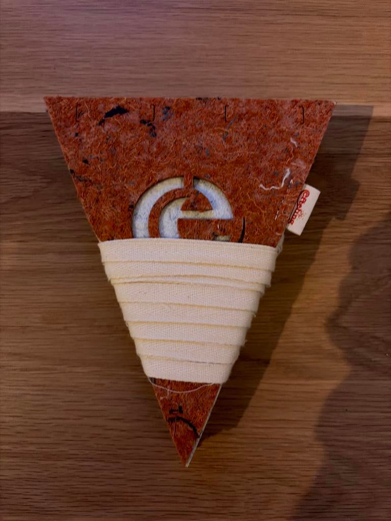 Unieke Efteling vlaggetjes gemaakt van oude kleding, Verzamelen, Efteling, Ophalen of Verzenden, Gebruikt, Overige typen