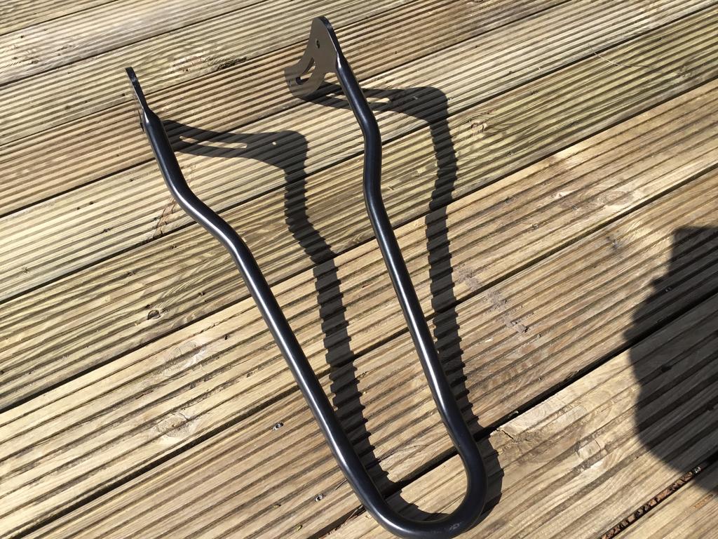 Honda rebel 500   Tassen beugel.   Zware stevige uitvoering, Motoren, Onderdelen | Honda, Ophalen of Verzenden, Nieuw