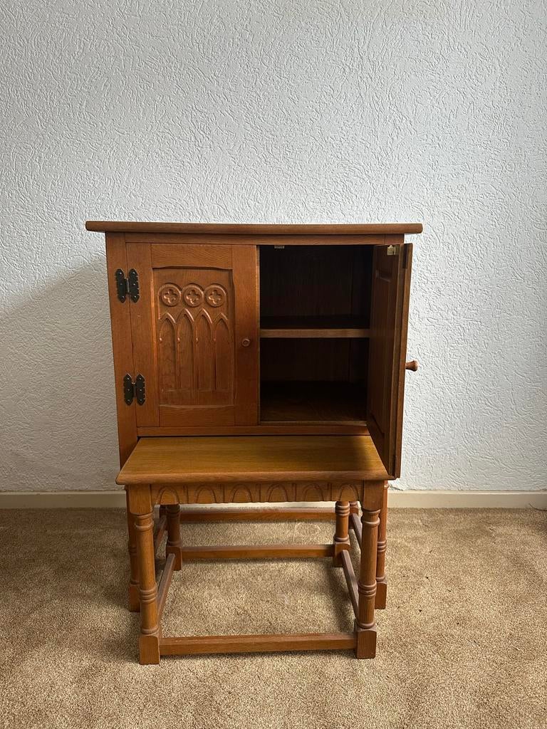 Houten kastje met deurtjes en legplanken, Antiek en Kunst, Ophalen