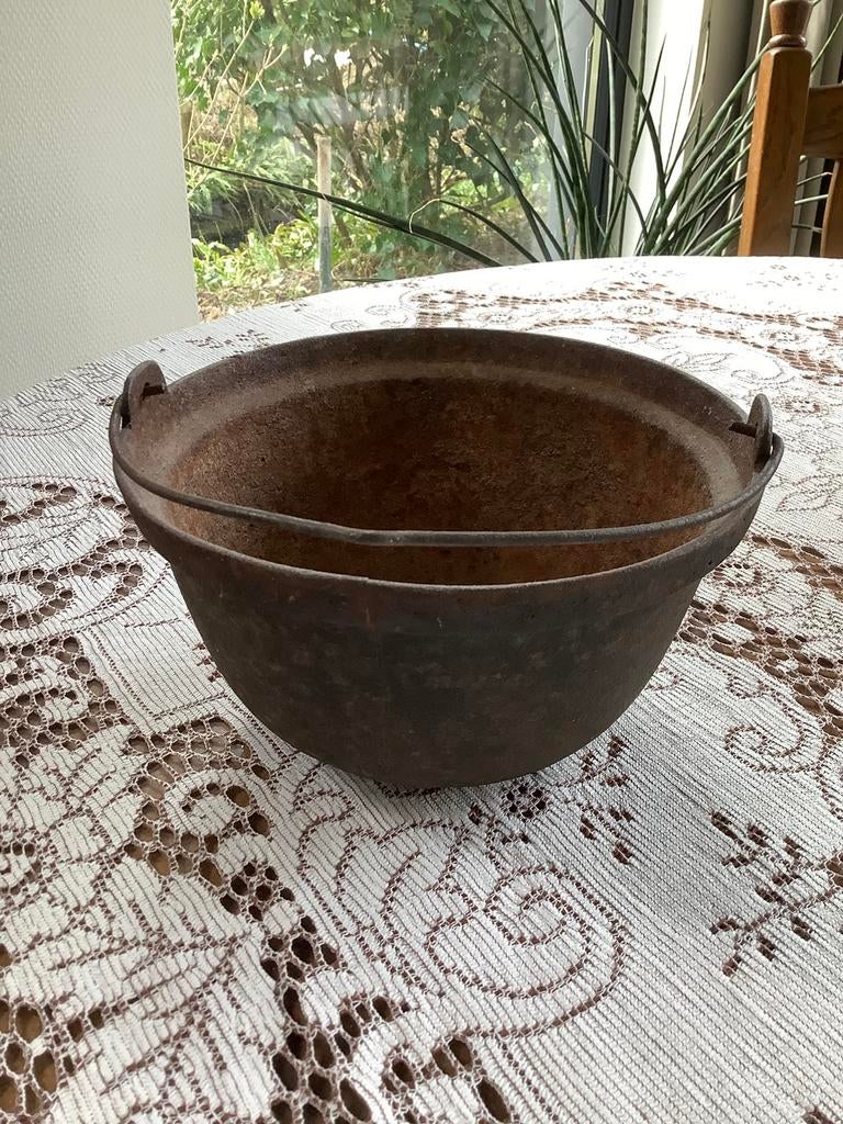 Gietijzeren hangpot, Ophalen of Verzenden