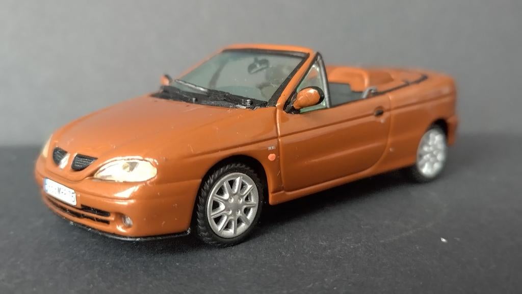 Renault Megane Cabrio Roadbox 1:43 Vitesse Pol, Overige merken, Auto, Sun star development, Nieuw