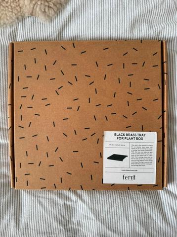 Feem living plant box tray zwart metaal beschikbaar voor biedingen