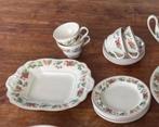 Wedgwood provence thee/koffie en gebak servies, Antiek en Kunst, Antiek | Servies compleet, Ophalen of Verzenden