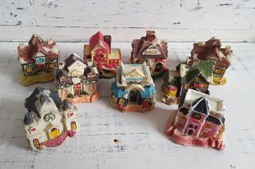 Set van 9 miniatuur letterbak (kerst) huisjes beeldjes beschikbaar voor biedingen