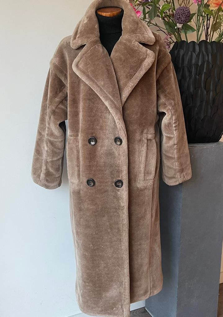 Asos winterjas lang mt 36 valt ruim, Ophalen of Verzenden, Zo goed als nieuw, Maat 36 (S)