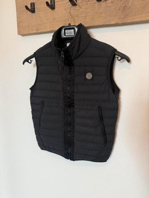 Stone Island Junior | Bodywarmer | Zwart | 128, Kinderen en Baby's, Kinderkleding | Maat 128, Zo goed als nieuw, Jongen of Meisje