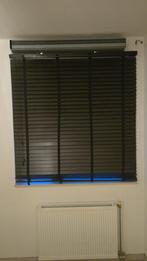 Donkerbruine Houten Jaloezieën, Ophalen, Gebruikt, 100 tot 150 cm, Bruin