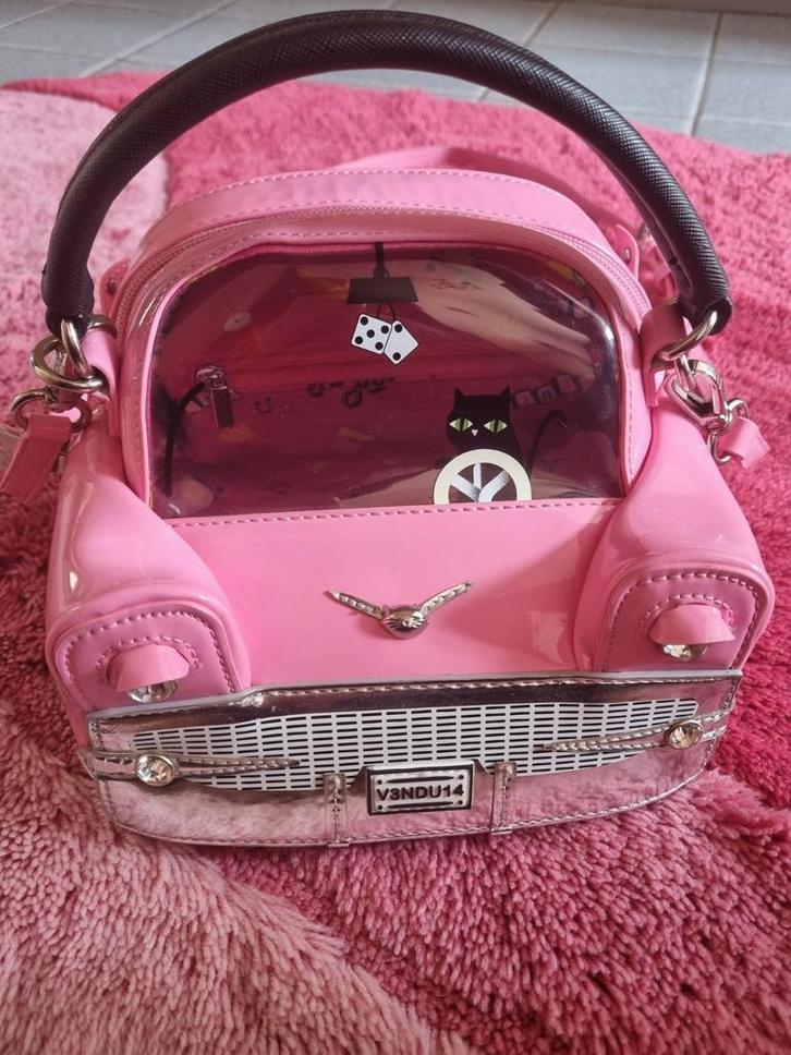 Vendula Tas Kitty's drive in movie, Sieraden, Tassen en Uiterlijk, Tassen | Damestassen, Zo goed als nieuw, Handtas, Ophalen