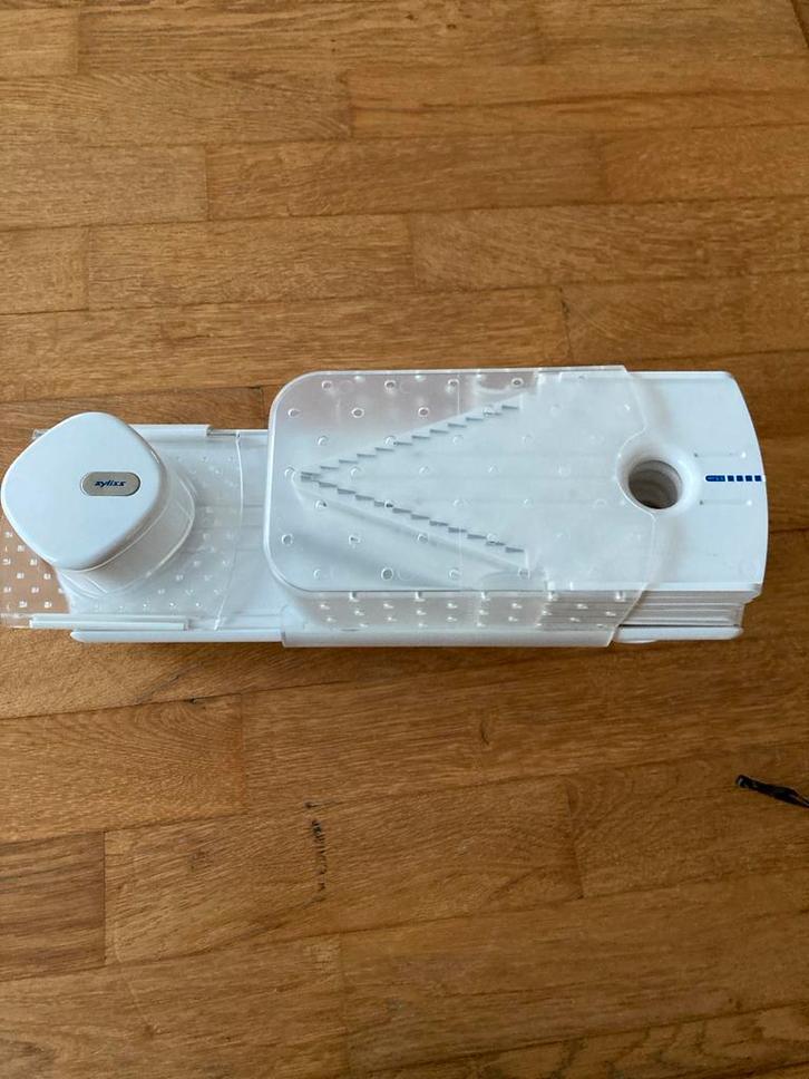 Zyliss Mandoline - Weinig Gebruikt, Huis en Inrichting, Keuken | Keukenbenodigdheden, Zo goed als nieuw, Ophalen