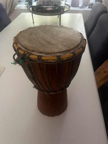 Djembe beschikbaar voor biedingen