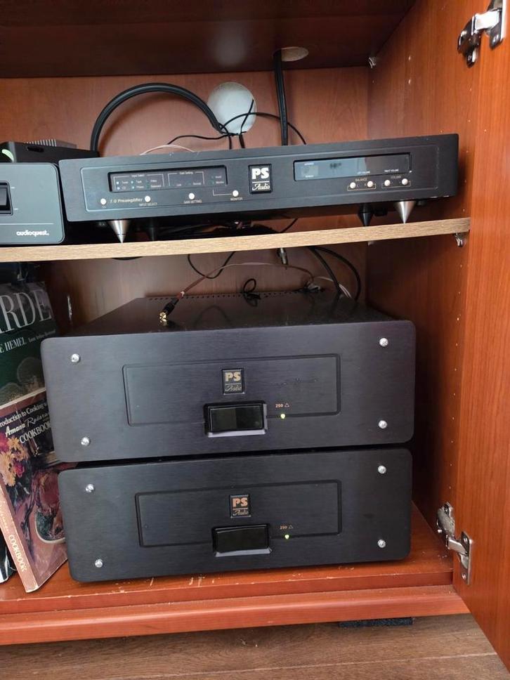 Ps audio set voor en eindversterkers met heel veel controle, Audio, Tv en Foto, Versterkers en Receivers, Gebruikt, Stereo, 120 watt of meer