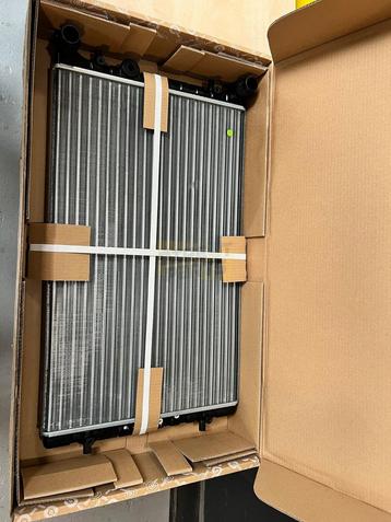 Volkswagen Golf IV Radiateur (1.6i 74Kw./1.8i/2.0i/1.9SDi/TD beschikbaar voor biedingen