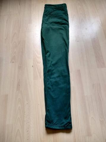 2 x warme lange broek maat 176 in groen of brique thermo beschikbaar voor biedingen