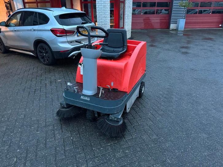 Hako Jonas 900v Veegmachine - Gebruikt, Tuin en Terras, Veegmachines, Gebruikt, Ophalen