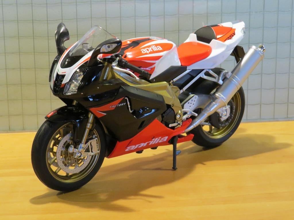 Aprilia RSV1000R factory 1:10 62808f, 5657 ES  Eindhoven Nederland, Nieuw, Ophalen of Verzenden, Motor