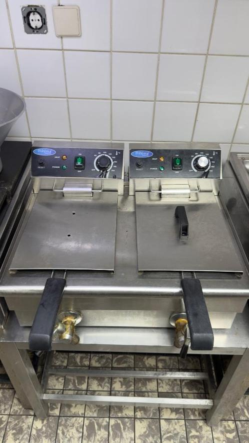 Maxima Dubbele Elektrische Friteuse met Tap (2x10L) – €200, Witgoed en Apparatuur, Frituurpannen, Gebruikt, 4 liter of meer, Ophalen