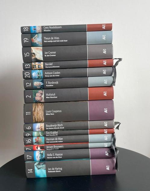 14 Nederlandse klassiekers, Boeken, Literatuur, Zo goed als nieuw, Nederland, Ophalen