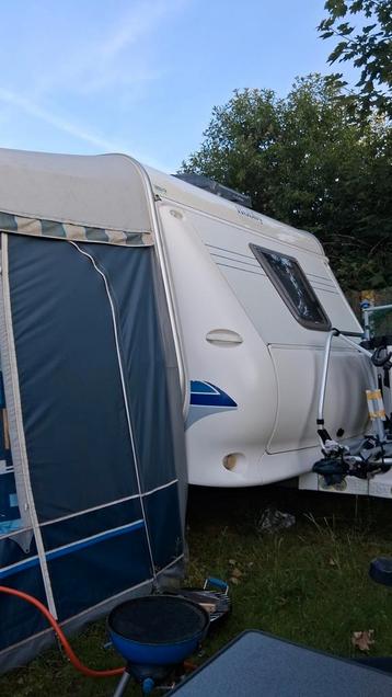 Te koop wegens bëindigen van kamperen Hobby 540 met stalling beschikbaar voor biedingen
