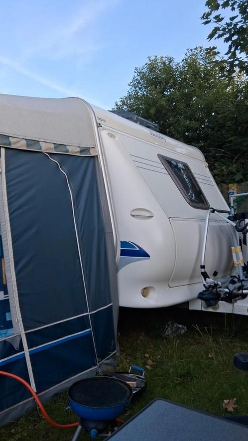 Te koop wegens bëindigen van kamperen Hobby 540 met stalling, Caravans en Kamperen, Caravans, Particulier, tot en met 4, Rondzit