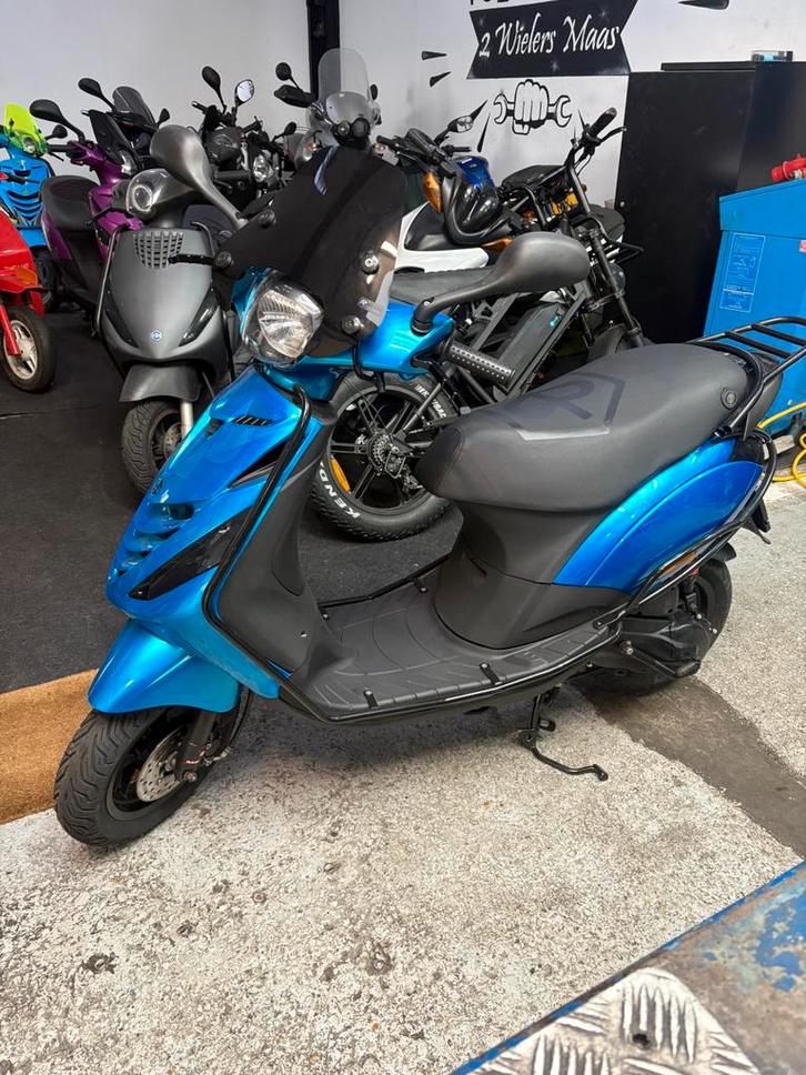 Zip 2t 50cc, Fietsen en Brommers, Scooters | Piaggio, Zo goed als nieuw, Zip, Maximaal 45 km/u, Tweetakt, Ophalen of Verzenden