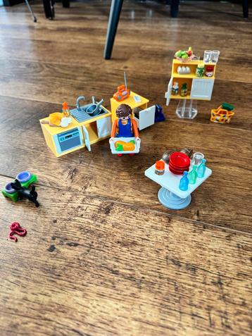 Playmobil Keuken Set beschikbaar voor biedingen
