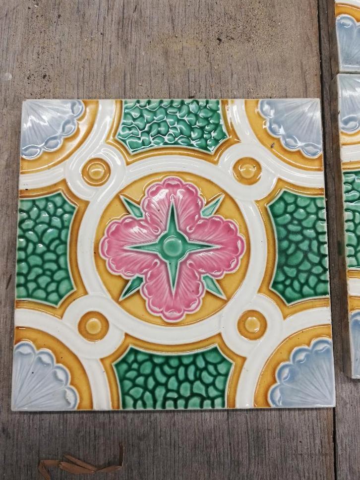 36 unieke art nouveau wandtegels in prachtige kleuren, Antiek en Kunst, Antiek | Wandborden en Tegels, Ophalen