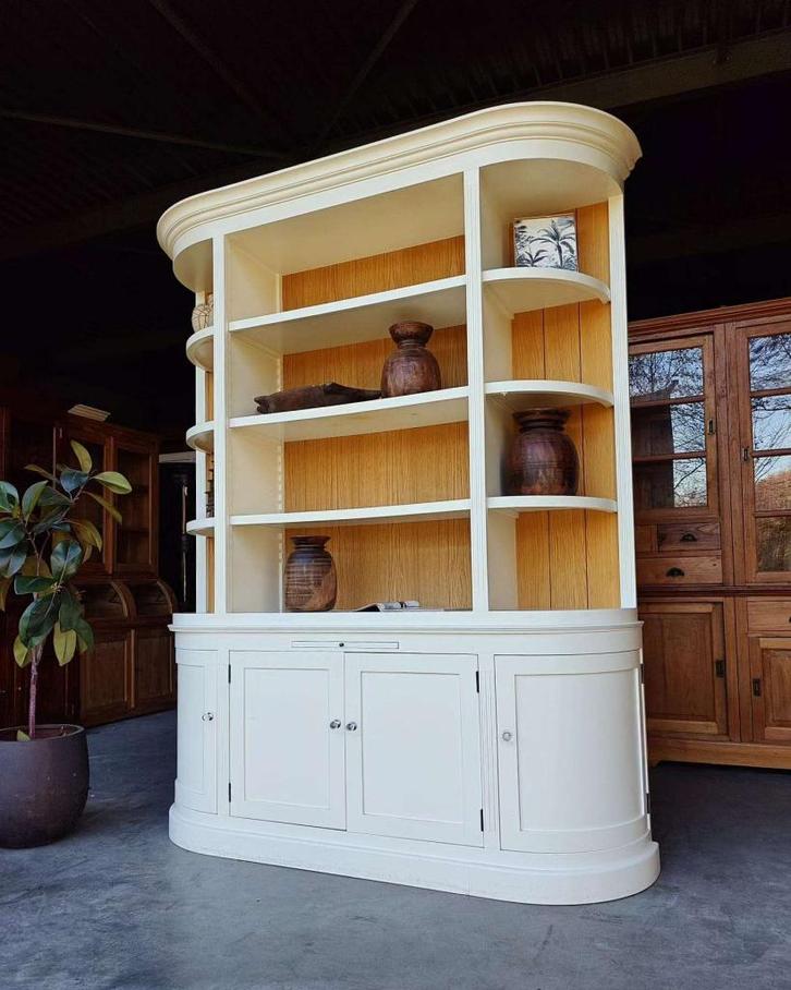 Organische / Ronde boekenkast | Witte buffetkast #2427, Huis en Inrichting, Kasten | Boekenkasten, Gebruikt, 200 cm of meer, 150 tot 200 cm