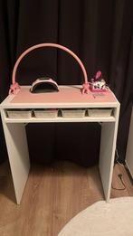 Tafeltje met nagelproducten, Ophalen, Zo goed als nieuw