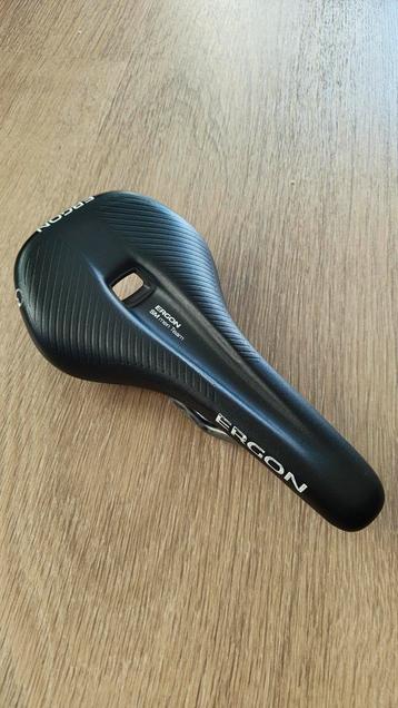Ergon carbon zadel MS MEN TEAM beschikbaar voor biedingen