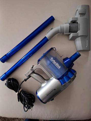 Turbo Stick Cycloon steelstofzuiger.  beschikbaar voor biedingen