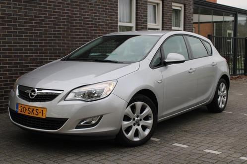 Opel Astra 1.4 Edition-5 drs-airco-lmv-inruil mog, Auto's, Opel, Bedrijf, Astra, ABS, Airbags, Airconditioning, Boordcomputer