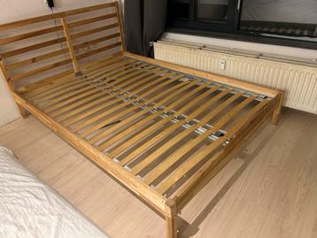 Ikea bedframe 140cm