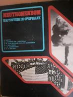 neutronenbom bio cahier, Ophalen of Verzenden, Gelezen, Sociale wetenschap