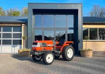 Kubota Servo, full powershift, omkeerschakeling onder last e beschikbaar voor biedingen
