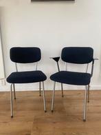 Vintage Ahrend de Cirkel Revolt stoelen, Huis en Inrichting, Stoelen, Ophalen of Verzenden, Zo goed als nieuw, Blauw, Twee