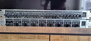 behringer multigate pro xr4400 + behringer powerplay HA8000  beschikbaar voor biedingen