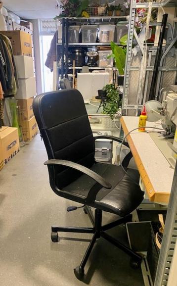 Bureaustoel, design  beschikbaar voor biedingen