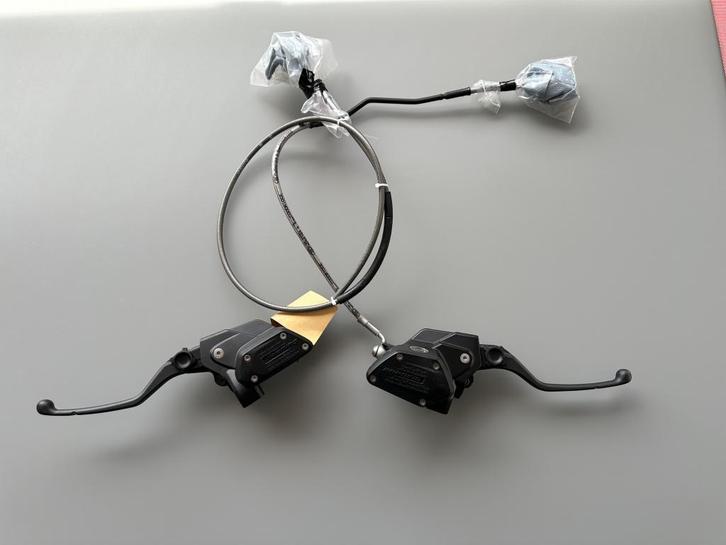 BMW R1250GS  rem koppelingshendel rempomp koppelingspomp, Motoren, Onderdelen | BMW, Gebruikt, Ophalen of Verzenden