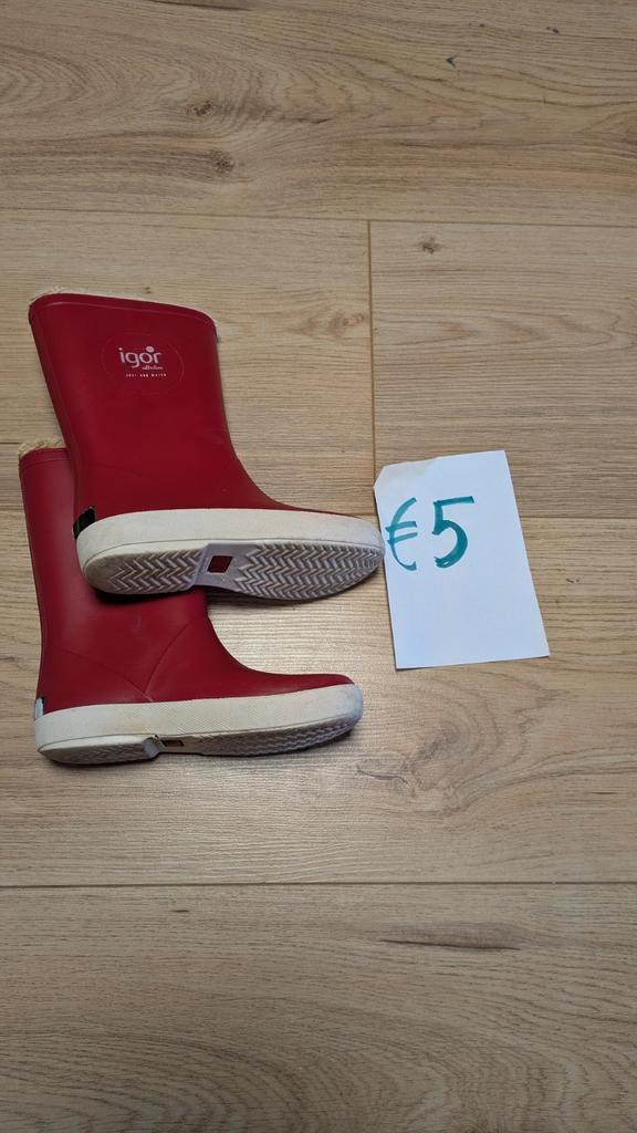 Gevoerde laarzen maat 27, Kinderen en Baby's, Kinderkleding | Schoenen en Sokken, Gebruikt, Laarzen, Jongen of Meisje, Ophalen of Verzenden