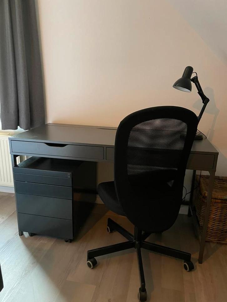 Buro Ikea antracietgrijs (model:Alex), Huis en Inrichting, Bureaus, Gebruikt, Bureau, Ophalen
