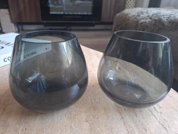 2x Smokey glazen windlicht, vaas van Natuurlijk Bloemen beschikbaar voor biedingen